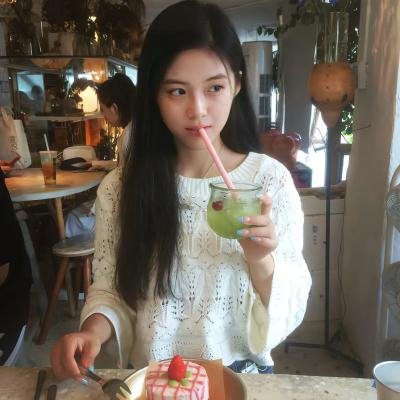 军训求雨我玄学大佬的身份瞒不住了